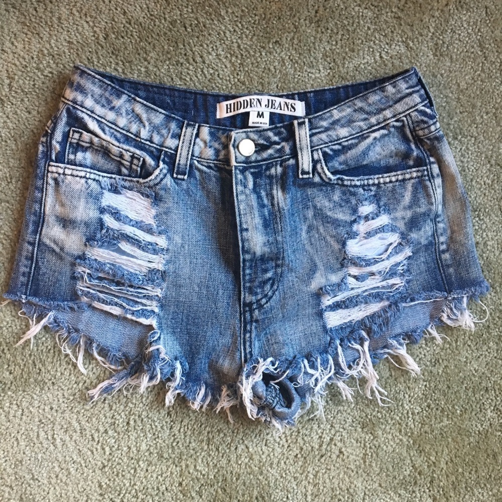 Distressed High Waisted Shorts Size M